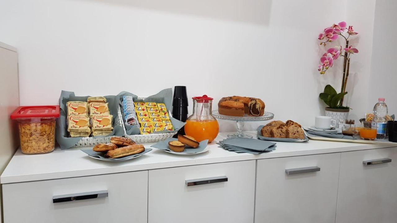 B&B A Casa Di Papi Лизано Екстериор снимка