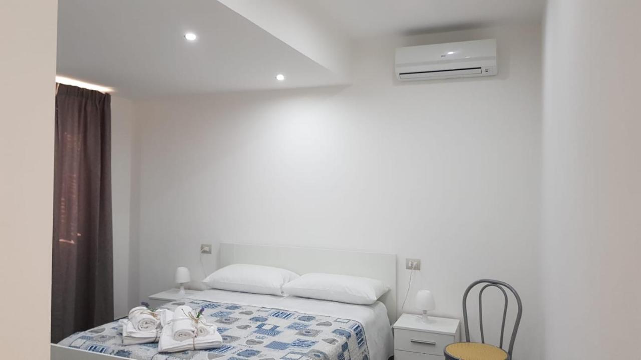 B&B A Casa Di Papi Лизано Екстериор снимка