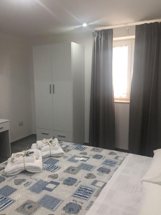 B&B A Casa Di Papi Лизано Екстериор снимка